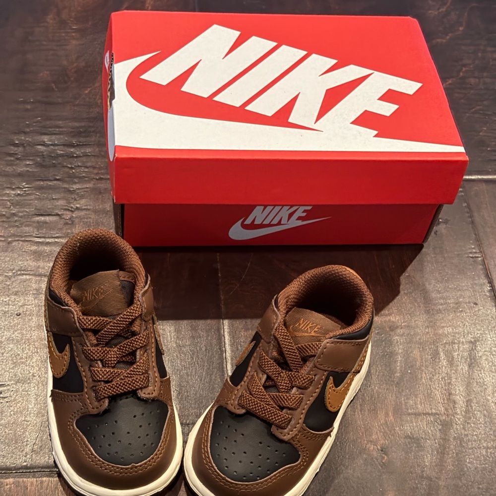 Nike Toddler Black and Brown Dunks